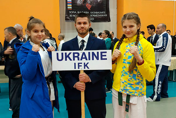 Олександа Сокирчук та Катерина Татаурова 